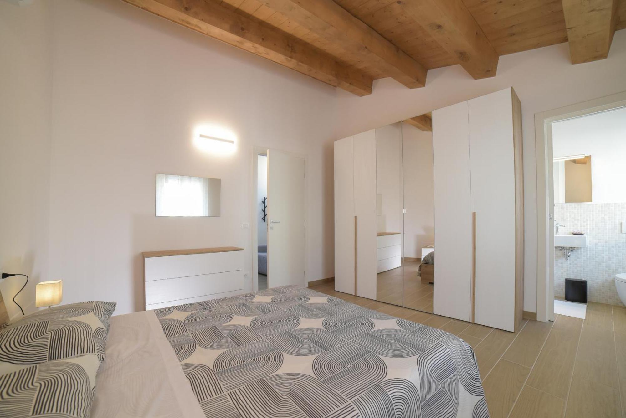La Piazzetta House * Serra de' Conti