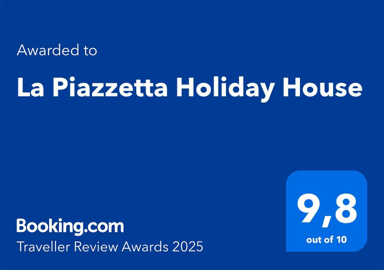 Casa vacanze La Piazzetta House